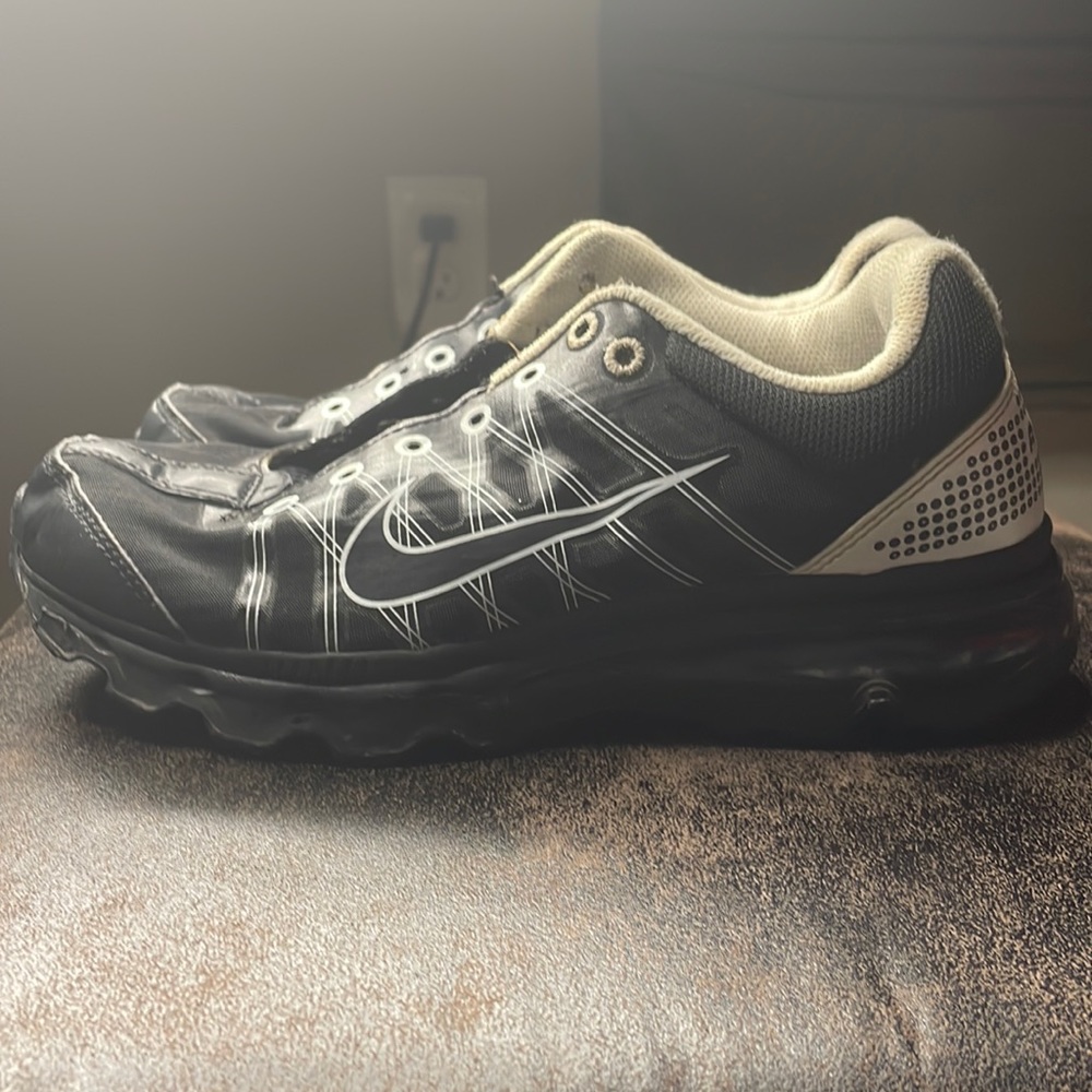 Nike AirMax Torch 4